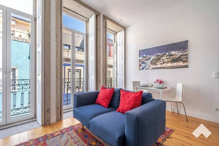Others 5, Mrtir1 · Bright Apartment Downtown Porto, Porto