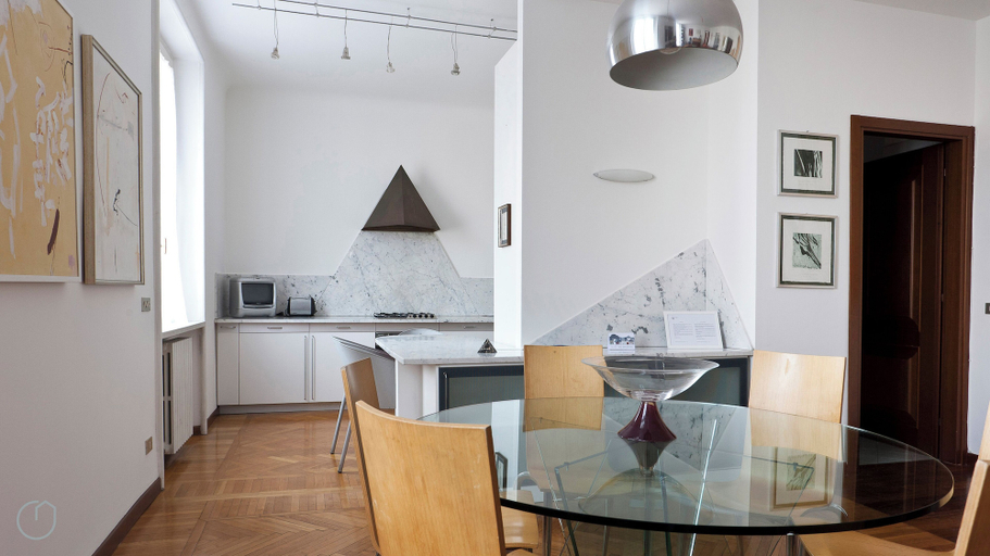 Others 5, Italianway - Benedetto Marcello 28, Milano
