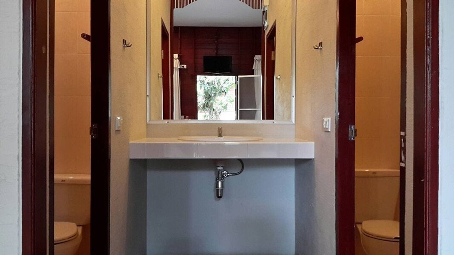 Bathroom 4, Tubtim Resort, Muang Rayong