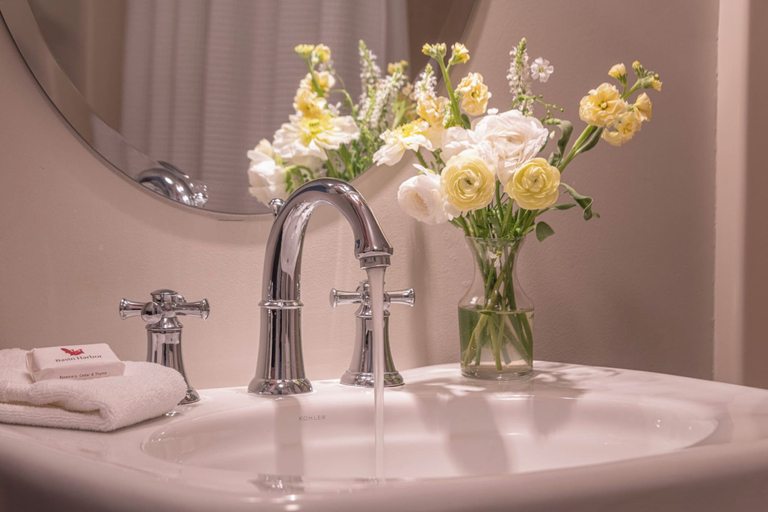 Bathroom 4, Basin Harbor, Addison