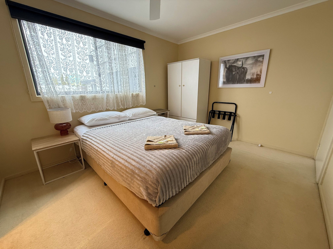 Bedroom 4, Heyfield Motel & Apartments, E. Gippsland - Bairnsdale