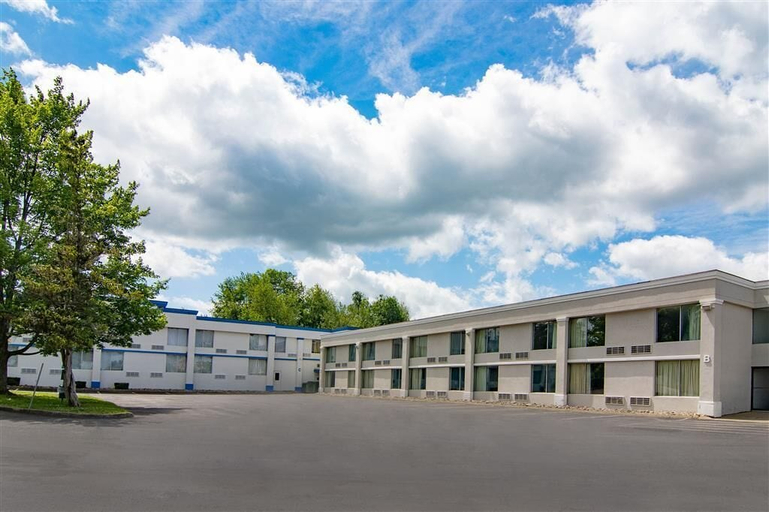 Exterior & Views 2, Studio 6 Suites Clarion, PA, Clarion