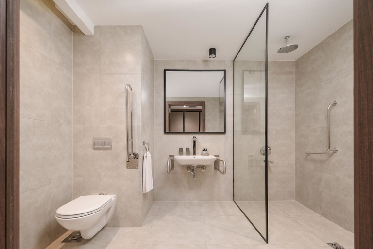 Bathroom 5, Serry Beach Resort, Al-Ghurdaqah