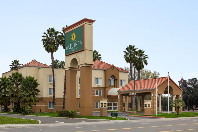 Exterior & Views 2, La Quinta Inn & Suites by Wyndham Fairfield - Napa Valley, Solano