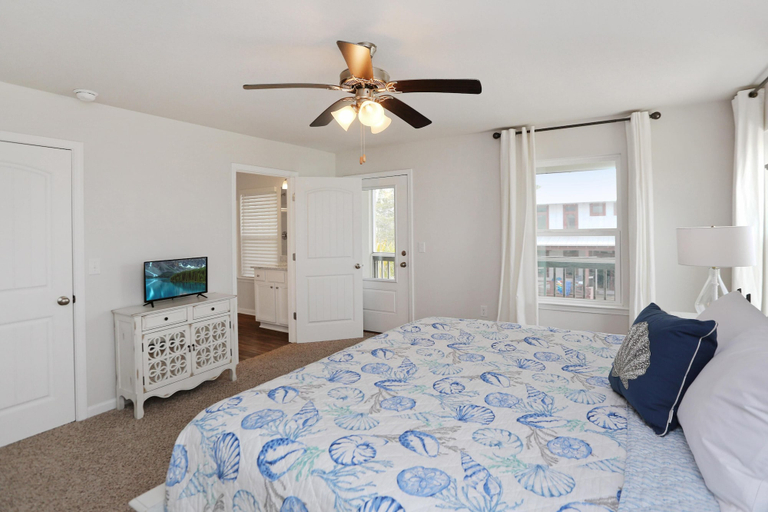 Bedroom 3, The Sandpiper, Gulf