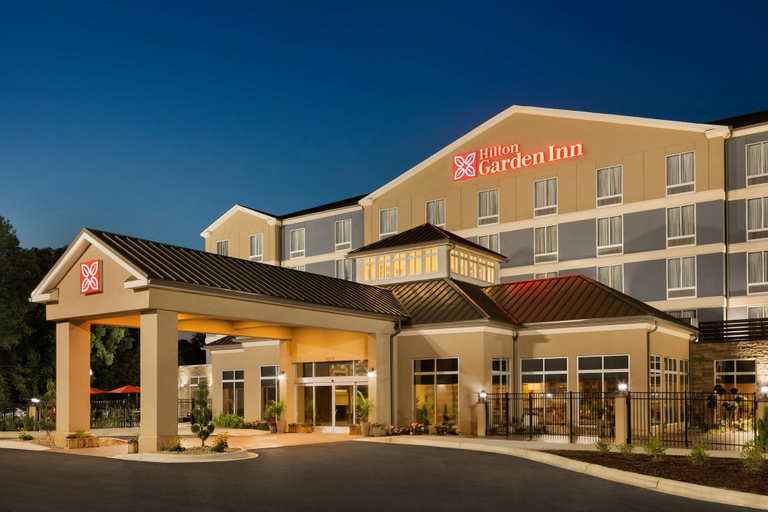 Exterior & Views 2, Hilton Garden Inn Statesville, Iredell