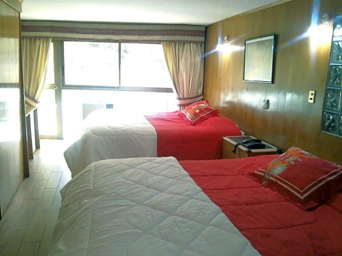 Bedroom, Windsor Suite, Santiago