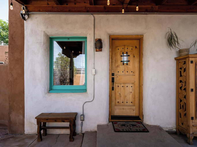 Exterior & Views 2, Daisy Casita by Kokopelli Property Management, Santa Fe