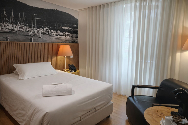 Bedroom 3, Hotel Zenite, Angra do Heroísmo