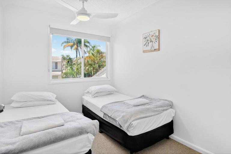 Bedroom 4, Isle of Palms Resort, Gold Coast