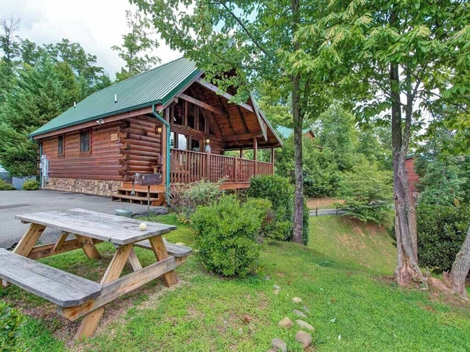 Exterior & Views 2, Artistic Mountain by Jackson Mountain Rentals, Sevier