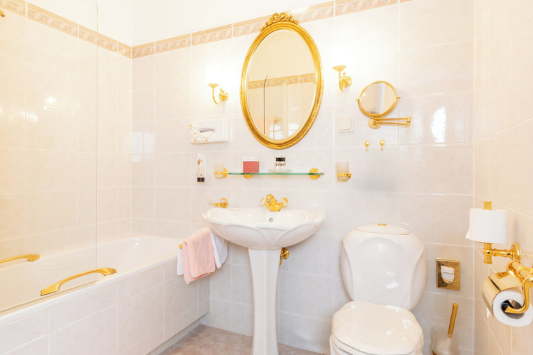 Bathroom 5, Hotel Schloss Durnstein, Krems an der Donau Land