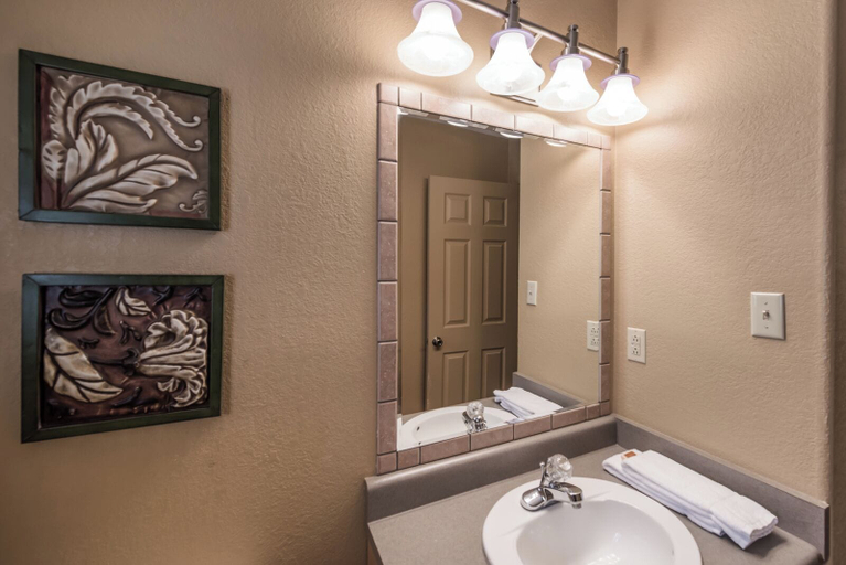 Bathroom 4, Oso Blanco by Ruidoso Vacation Rentals, Lincoln