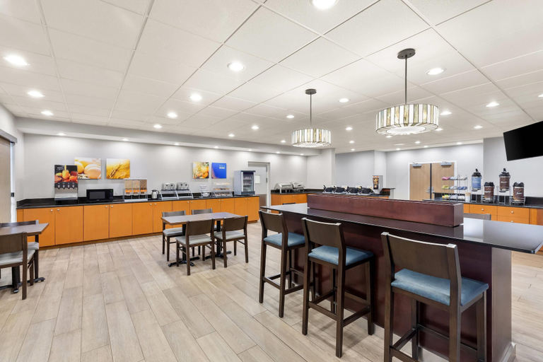 Food & Drinks 5, Comfort Suites Near Universal Orlando Resort, Orange