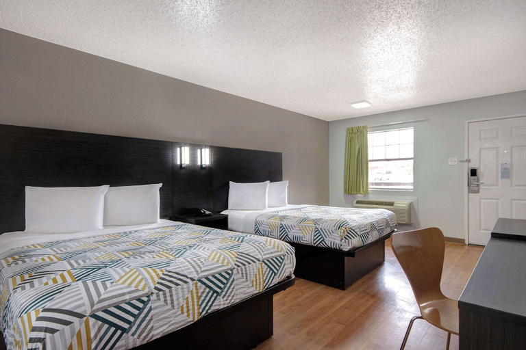 Bedroom 2, Studio 6 San Antonio, Tx - Northwest Medical Center, Bexar