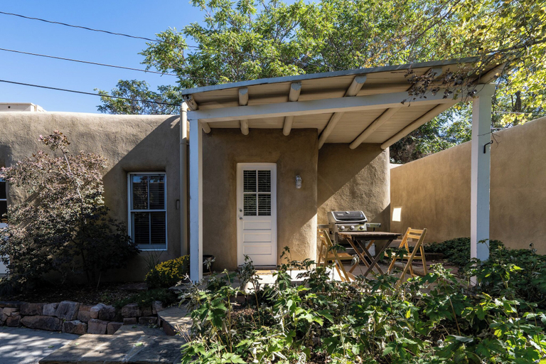 Exterior & Views 2, Fiddler's Retreat by Kokopelli Property Management, Santa Fe