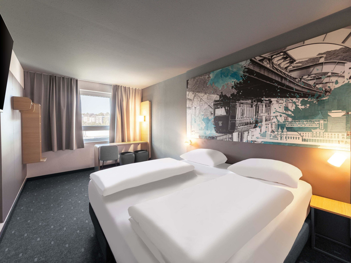 Bedroom 3, B&B HOTEL Wuppertal-City, Wuppertal