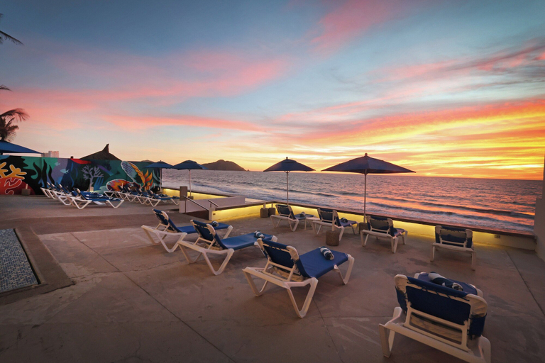 Food & Drinks 5, Garner Hotel MAZATLAN BEACH by IHG, Mazatlán