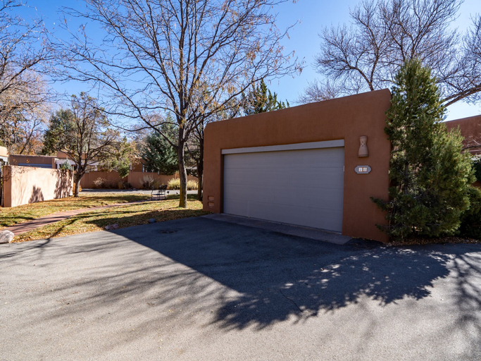 Exterior & Views 2, Puertas de Canyon Road by Kokopelli Property Management, Santa Fe