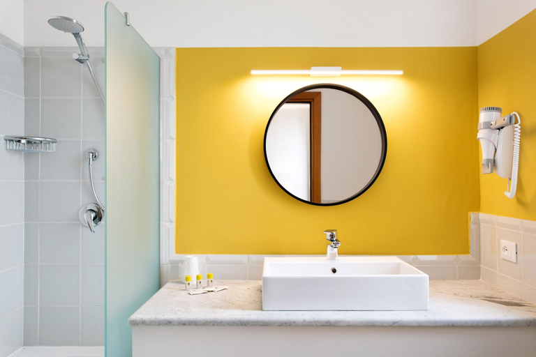 Bathroom 4, B&B Hotel Palermo Quattro Canti, Palermo