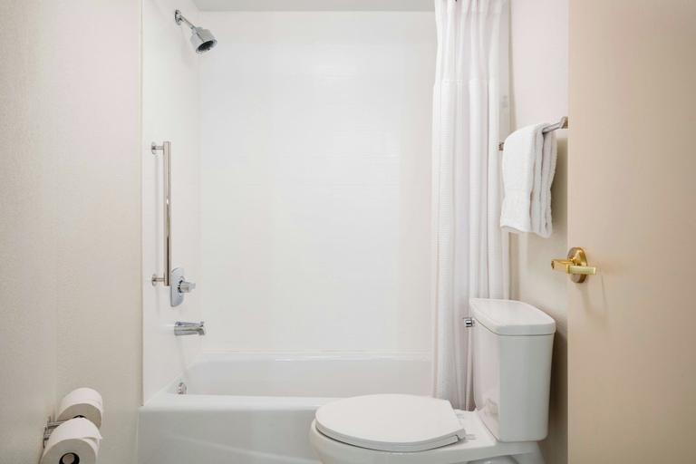 Bathroom 4, Springhill Suites by Marriott State College, Centre