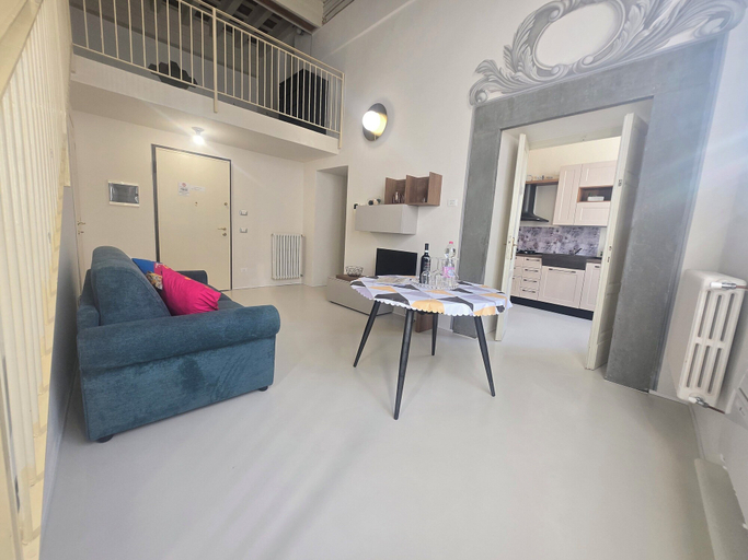 Others 5, Apartment in Pistoia Elegant, Pistoia