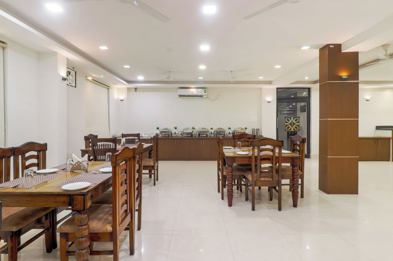 Food & Drinks 5, Shriji Hotel, Dehradun