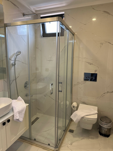 Bathroom 5, Kundu Park Villas, Antalya