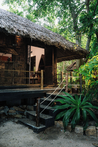 Exterior & Views 2, Whale Island Resort, Van Ninh