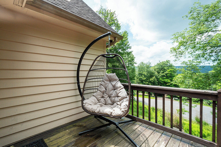 Others 5, Moon Tower by Taylor Made Deep Creek, Garrett