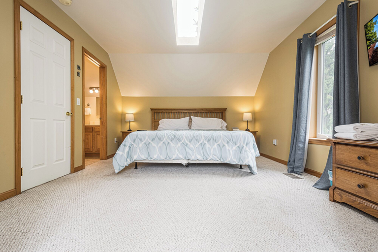 Bedroom 2, Duck Cove at Wisp by Taylor Made Deep Creek, Garrett