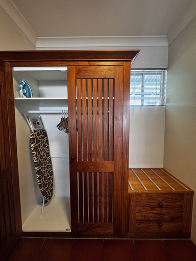 Bedroom 3, Sovereign Resort Hotel, Cook