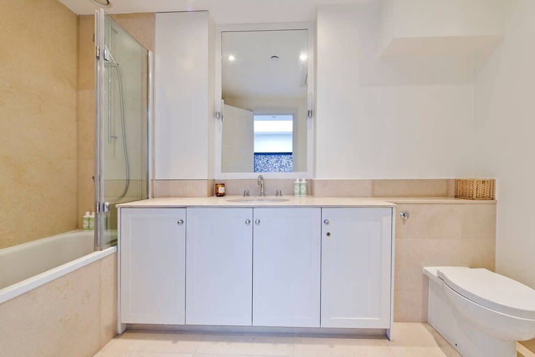 Bathroom 3, 4 Bedroom House, Holland Park, London