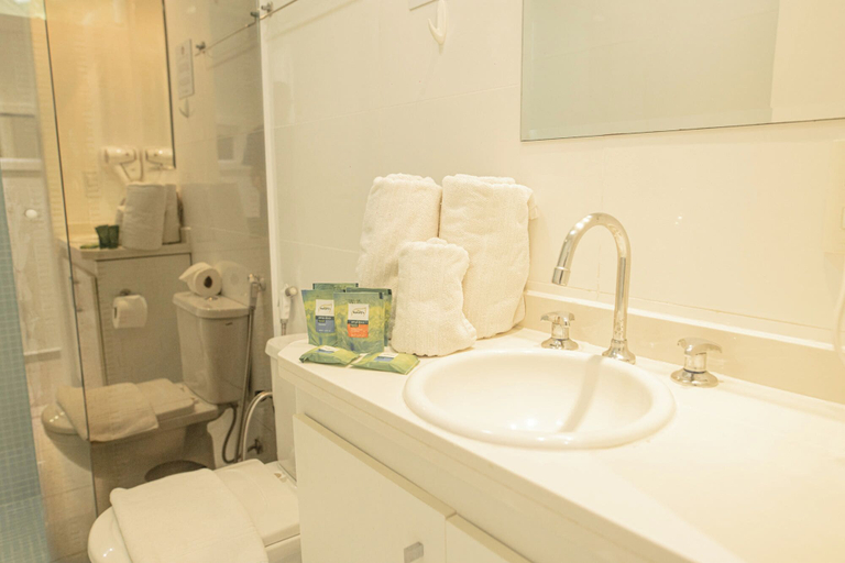 Bathroom 5, Angra Beach Hotel, Angra dos Reis