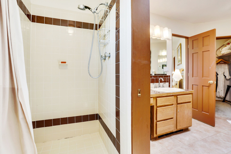 Bathroom 4, Sunlit Hills Art and Views by Kokopelli Property Management, Santa Fe