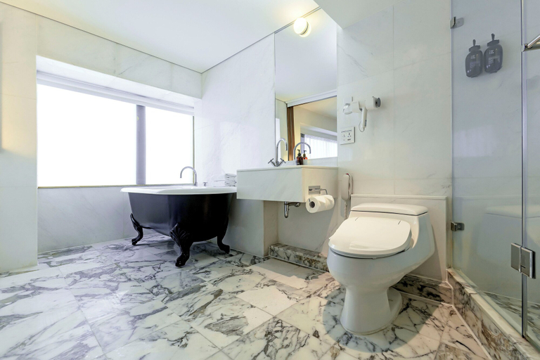Bathroom 4, United Hotel, Taipei City
