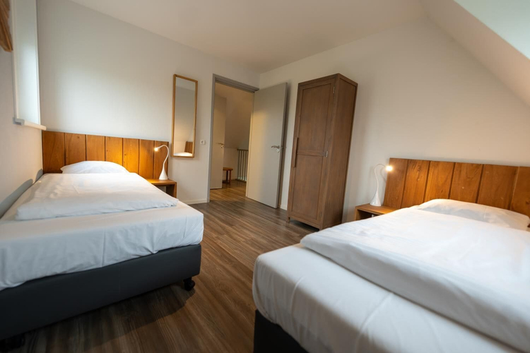 Bedroom 2, Waterdorp Burdaard, Ferwerderadiel