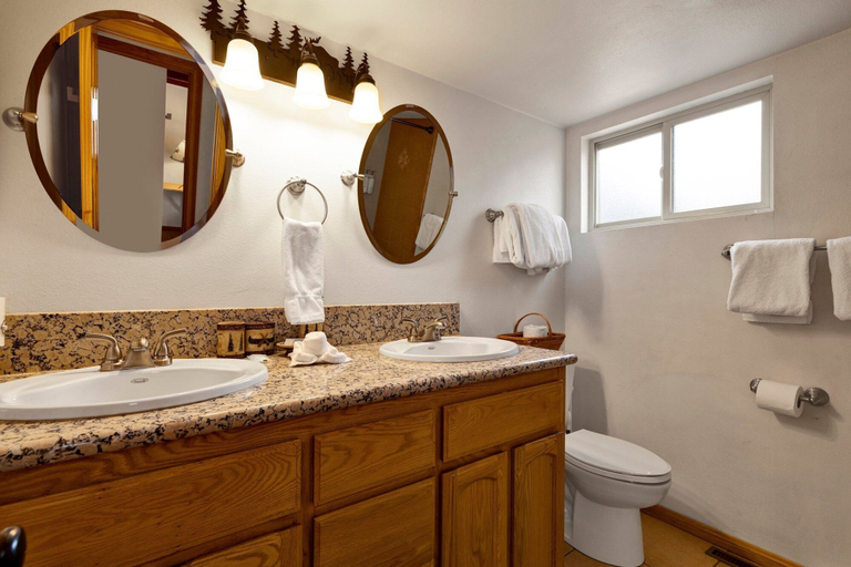 Bathroom 4, Mountain Adventure #1931, San Bernardino