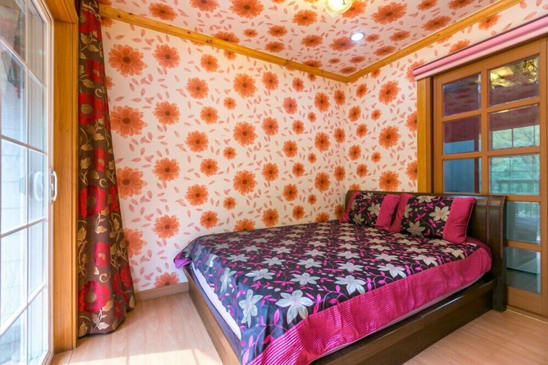 Bedroom 4, Yeomiji Pension, Gapyeong