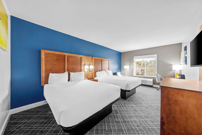 Bedroom 3, Comfort Inn & Suites Plainville-Foxboro, Norfolk