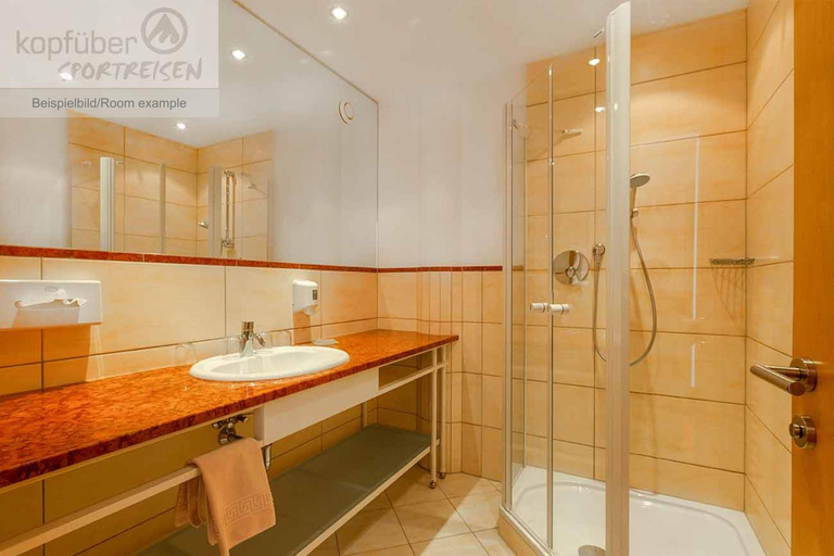 Bathroom 2, Sporthotel Christophorus, Landeck
