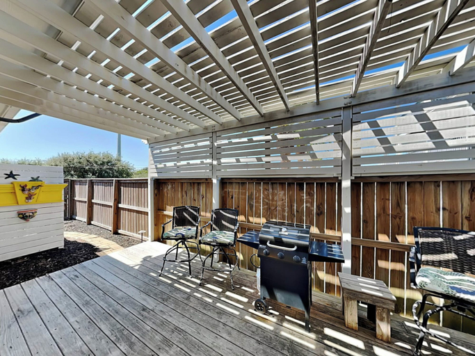 Food & Drinks, Coastal Cotter by Silver Sands Vacation Rentals, Nueces