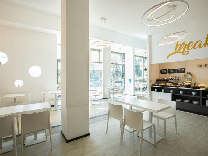 Food & Drinks 5, B&B Hotel Savona, Savona