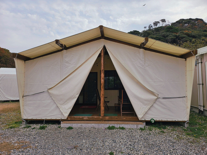 Bedroom 3, Sloth Glamping, Tsushima