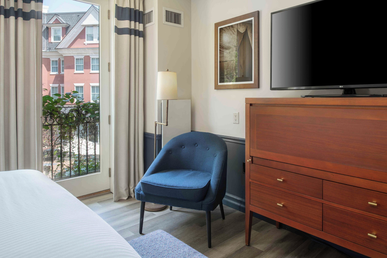 Bedroom 2, Portland Harbor Hotel, Cumberland