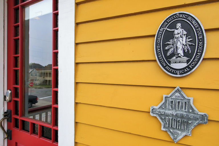 Exterior & Views 2, Abfab Seaside Cottage by Ryson Vacation Rentals, Galveston