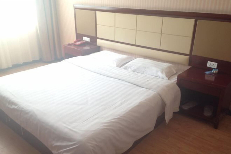 Bedroom, Zhengyue Hotel, Qianjiang