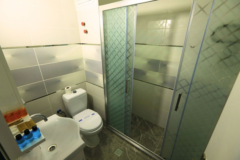 Bathroom 4, Ephesus Nobel Otel, Selçuk
