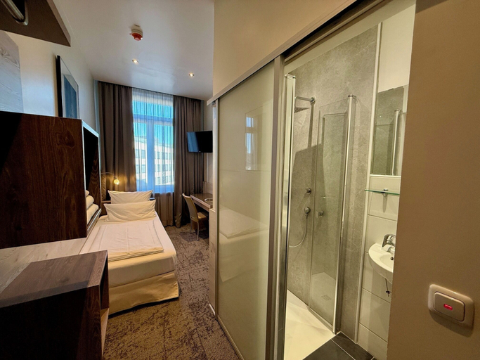 Bedroom 4, Hotel Central, Bamberg