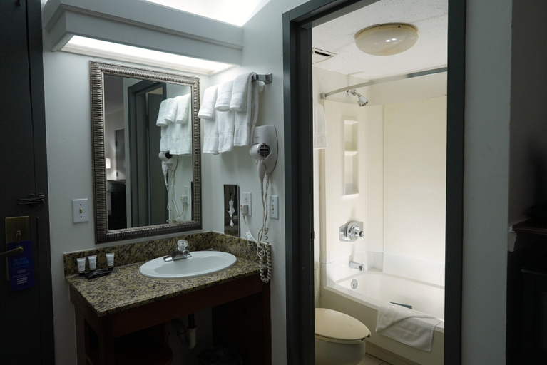 Bathroom 5, Ramada by Wyndham Tulsa Broken Arrow, Tulsa